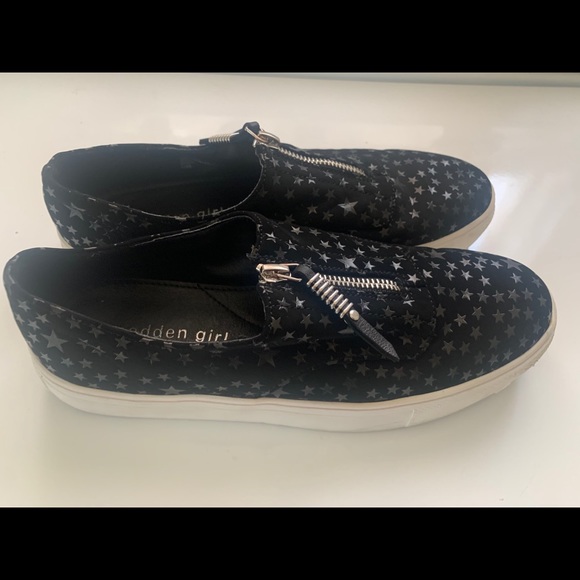 Steve Madden star sneakers - Picture 1 of 5